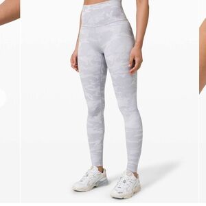Lululemon wunder under White Camo